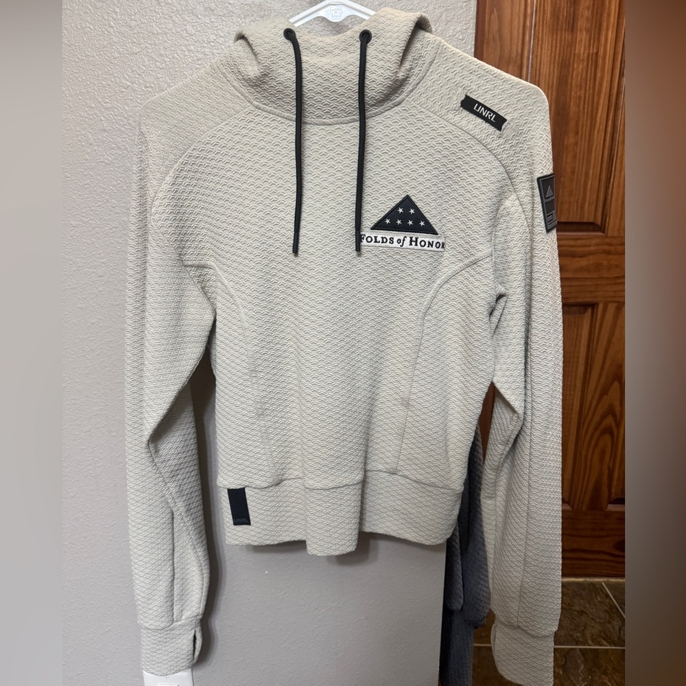 NWOT UNRL Elevation Hoodie - Limited Edition, Folds of Honor